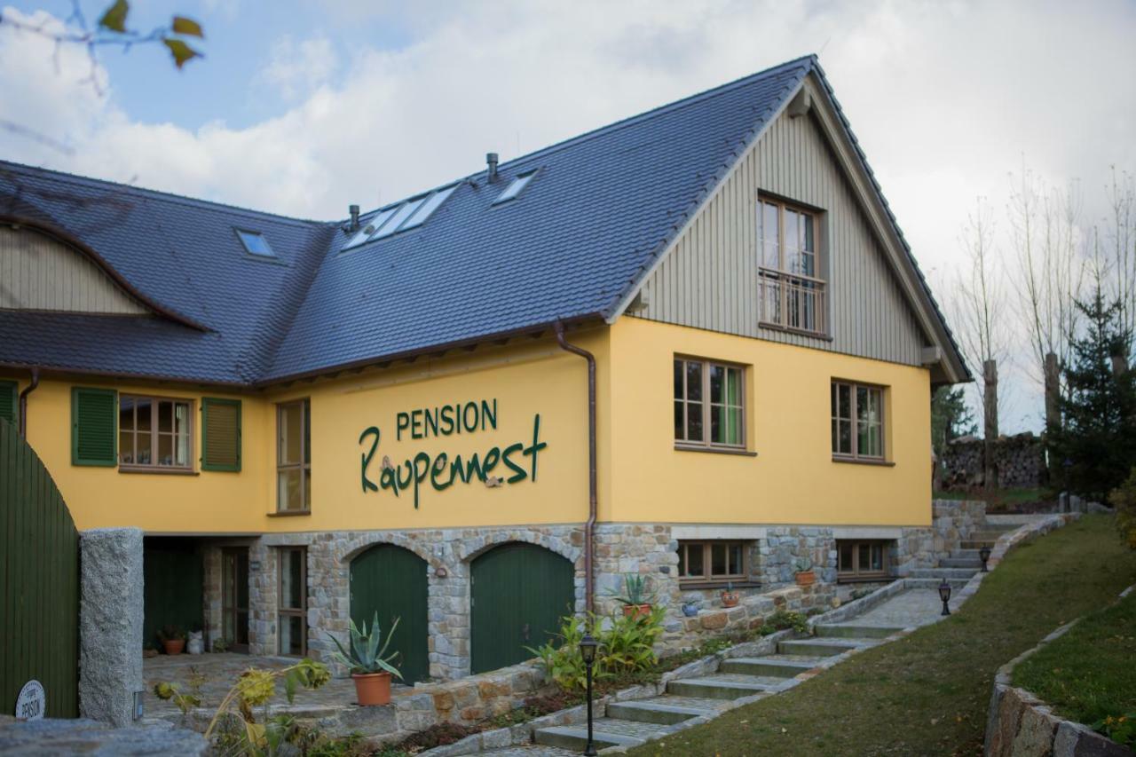 Pension Raupennest Mit Blockhaussauna 바우트젠 외부 사진